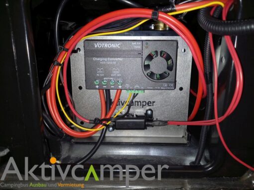 Zweitbatterie Montage inkl. Einbaun Mercedes Vito V-Klasse Viano 447 und 639 Batteriehalter