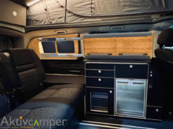 Fensterschrank mit Schiebeschrank Hängeschrank Modul Camper Vito V-Klasse EQV Mercedes Aktivcamper 1