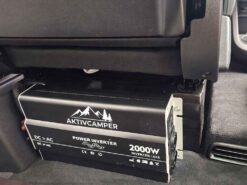 Wechselrichter 12V 230V Inverter nachrüstung verbau in einem Camper Vito V-Klasse und EQV T6 und weitere Camper. Autark Arbeiten mit Wechselstrom im Camper. E-Bike Laden. Fahrersitz