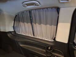 Vorhänge Gardienen und Verdunklung für Mercedes Vito V-Klasse Camper Fahrerhaus Thermomatte mit Magnet passgenau. Innen hinten