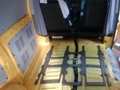 Sitzbankadapter zum nAchrüsten einer Sitzbank Sitze im Vito Kastenwagen Mixto Sitze Einbau. Adapter Front Befestigungspunkte